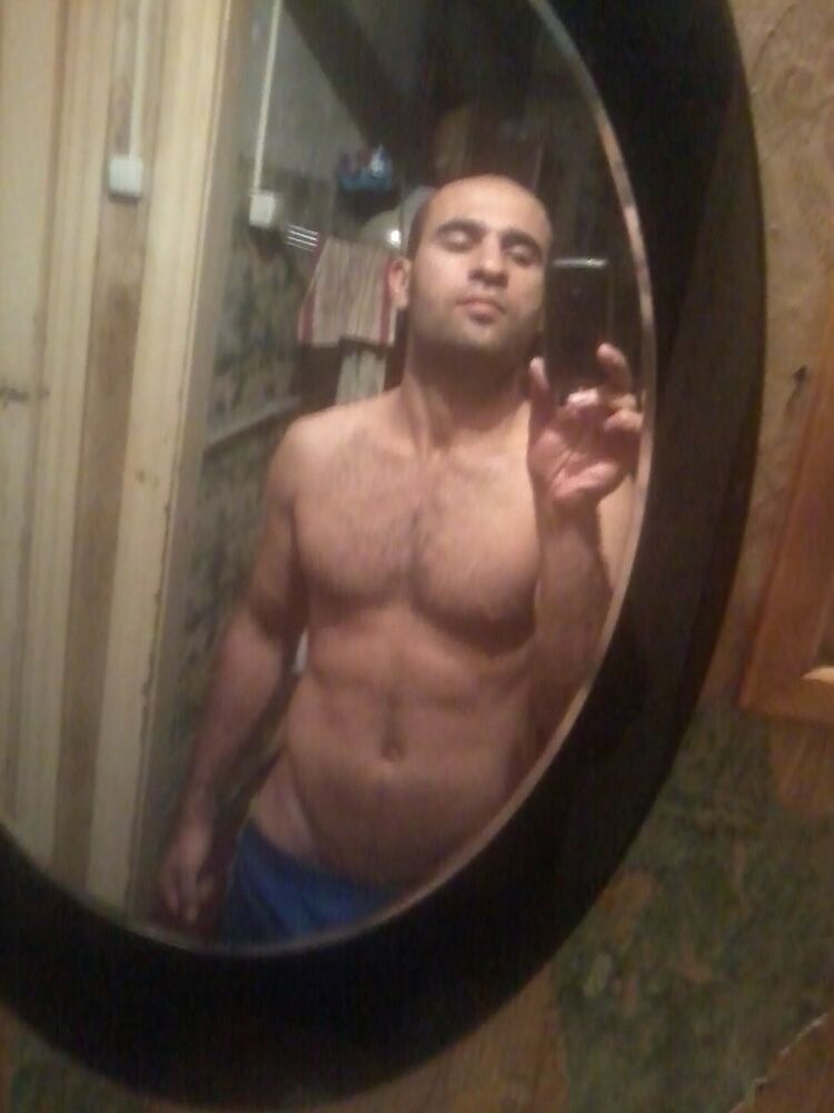  5366433  Momin, 39 ,     