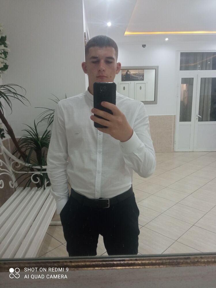  ,   Mihai, 19 ,   ,   , 