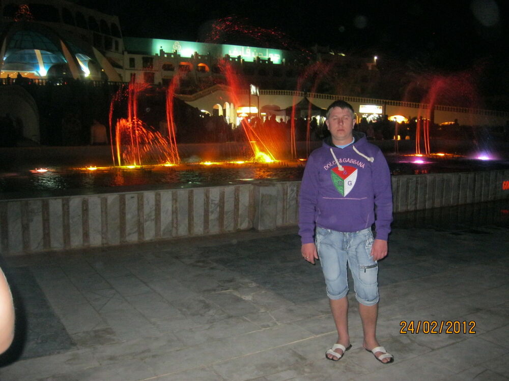  8905673  Pasha, 39 ,    