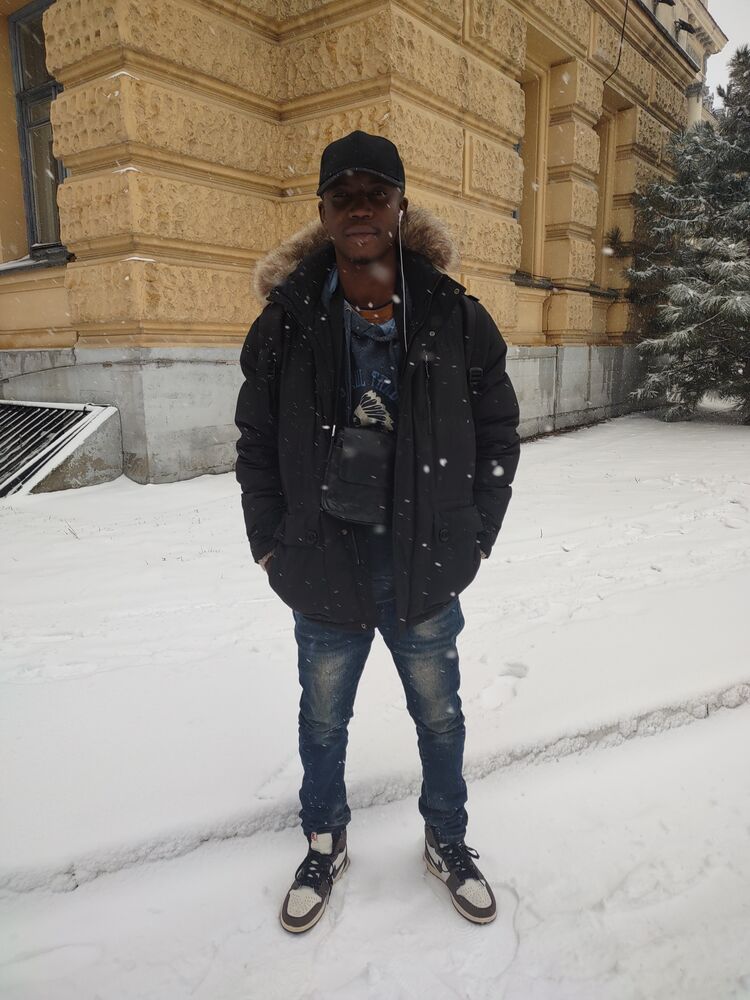 ���������� Saint-Denis, ���� ������� Marc, 40 ���, ������������ ��� ������, ����� � ���������