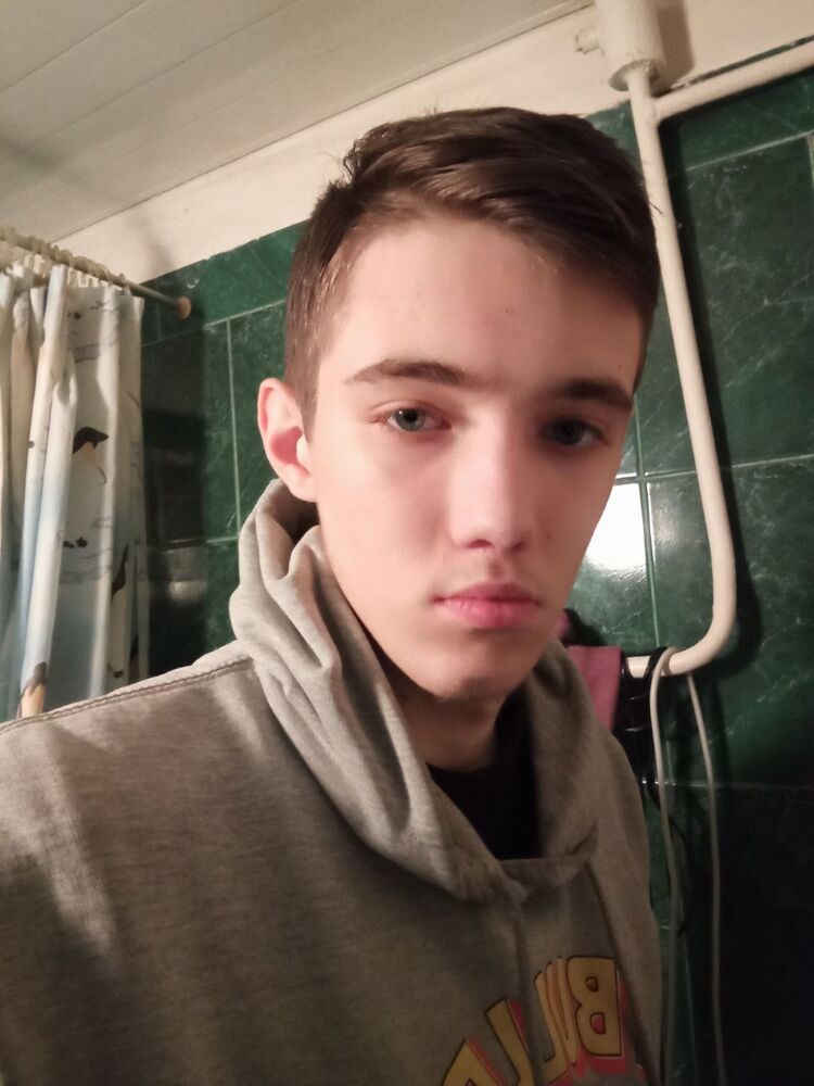  42340913  Sven, 21 ,    