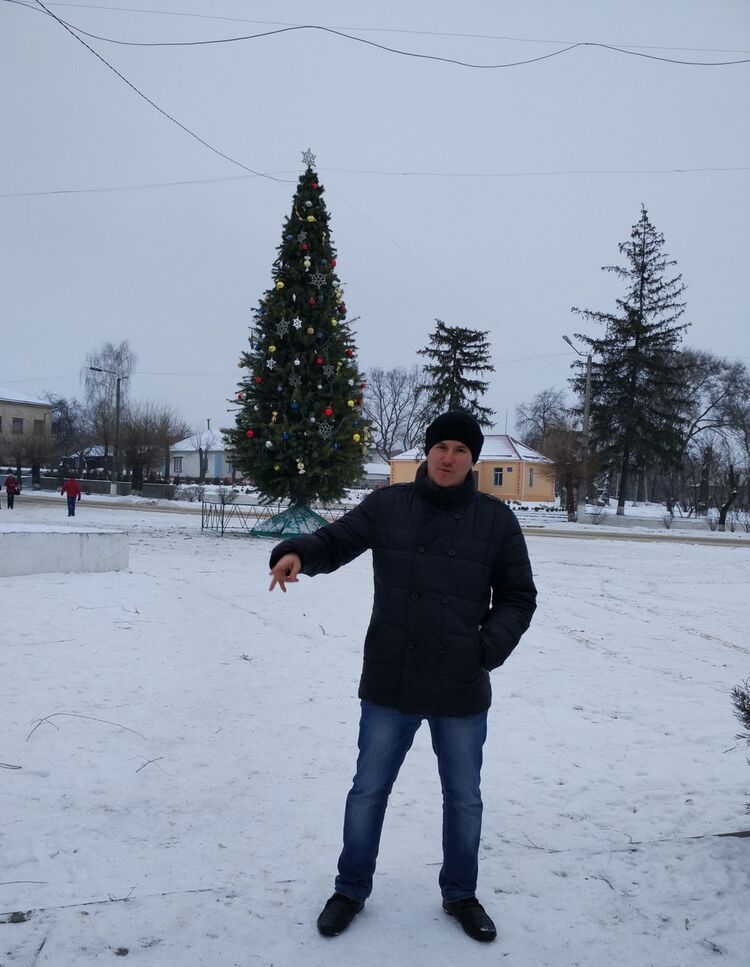  ,   Ruslan, 40 ,   ,   , c 