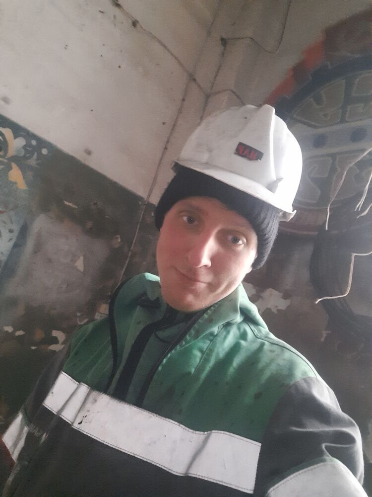  ,   Dima, 24 ,   ,   