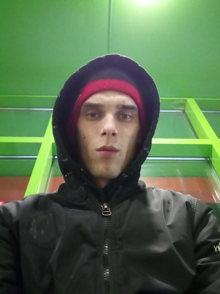  ,   Pavel, 24 ,   ,   , c , 