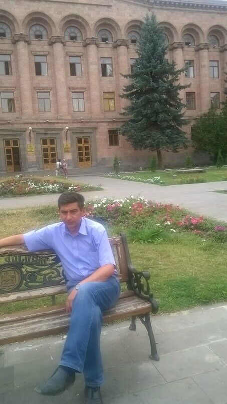  7537653  Arayik, 55 ,    