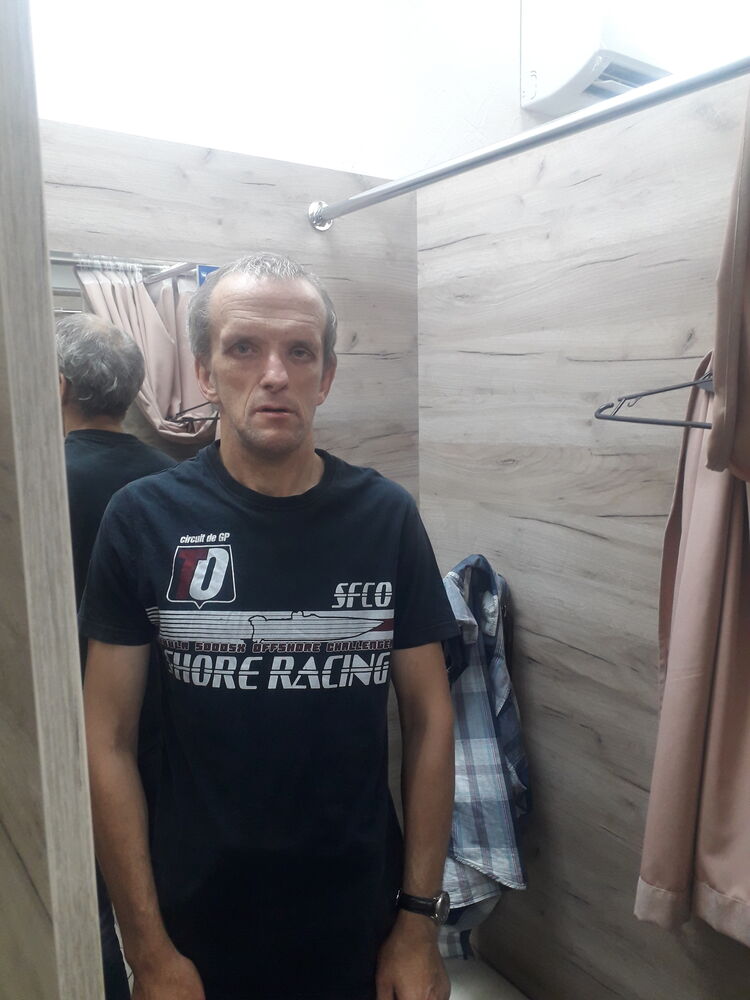  39798523   , 52 ,    