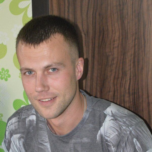  ,   Volk, 44 ,   