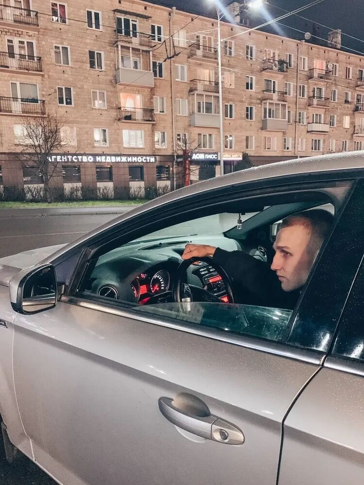  ,   Mikhail, 28 ,  