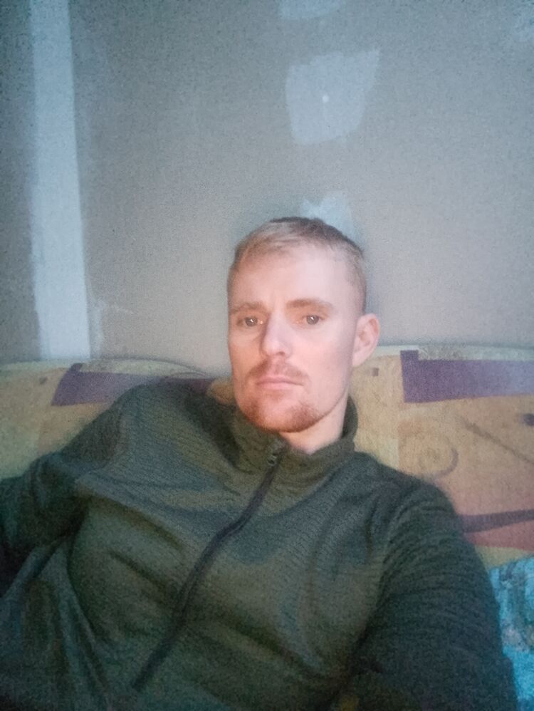  40707893  , 31 ,    