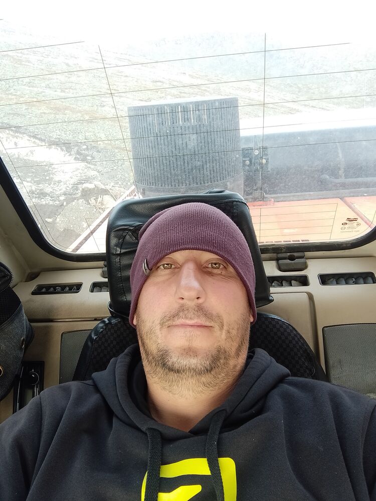  54574633  , 39 ,    -