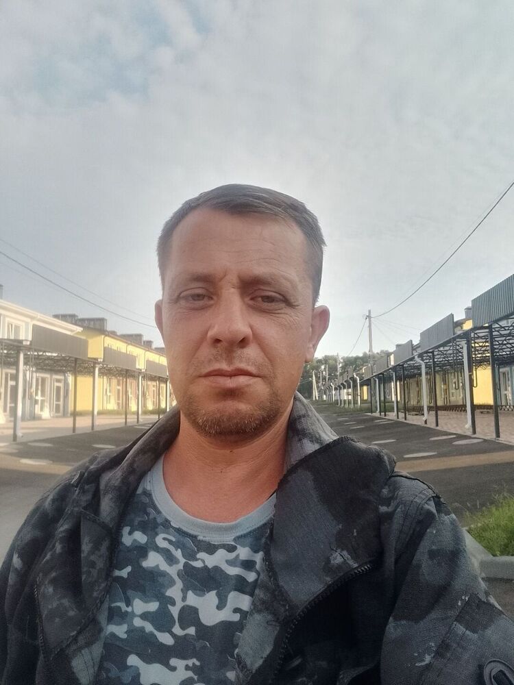  28429103  , 46 ,    