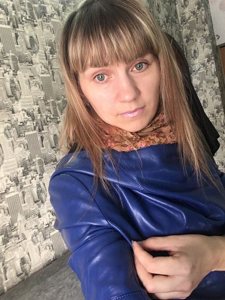  30436713  Mari, 33 ,    