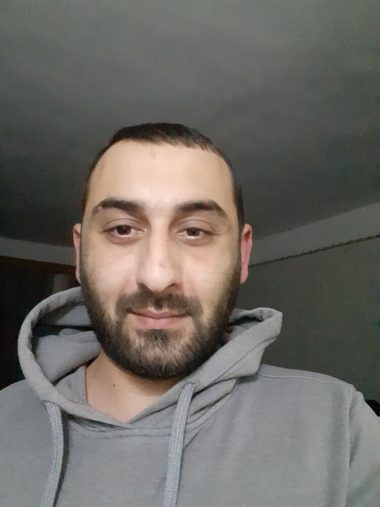  ,   Irakli, 33 ,   ,   