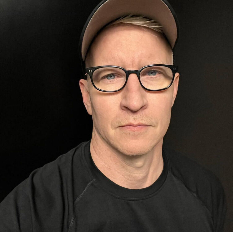  51748503  Derrick, 58 ,    Canary Wharf