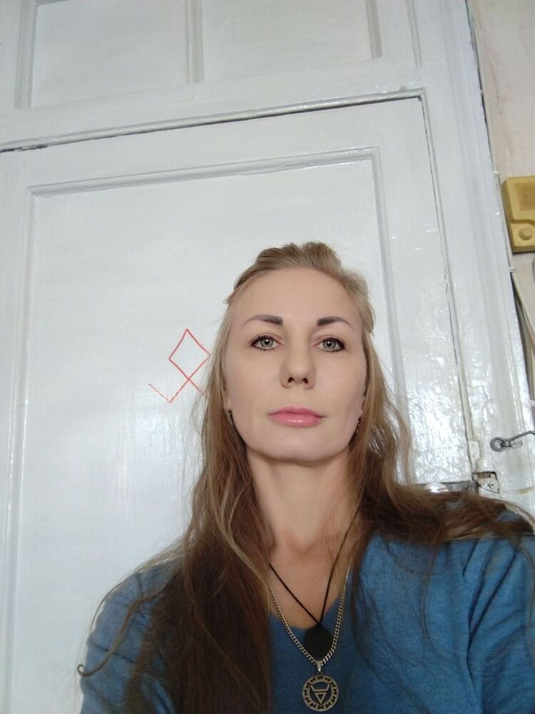  54365423  , 47 ,    -