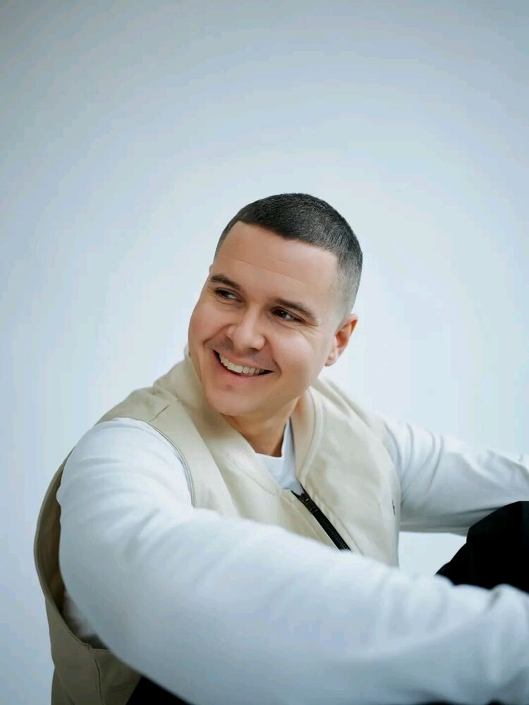  ,   Lucas Graham, 37 ,   ,   , c , 