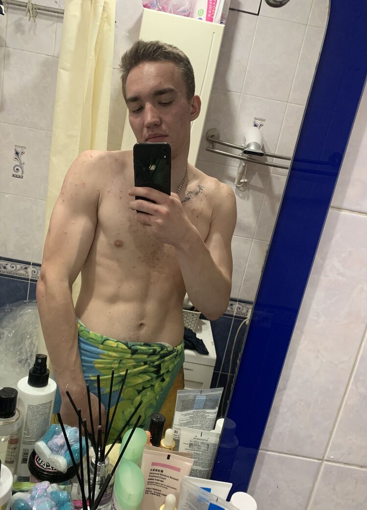  43711193  , 21 ,    
