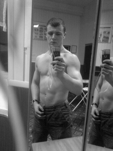  9453333  Alexander, 34 ,    