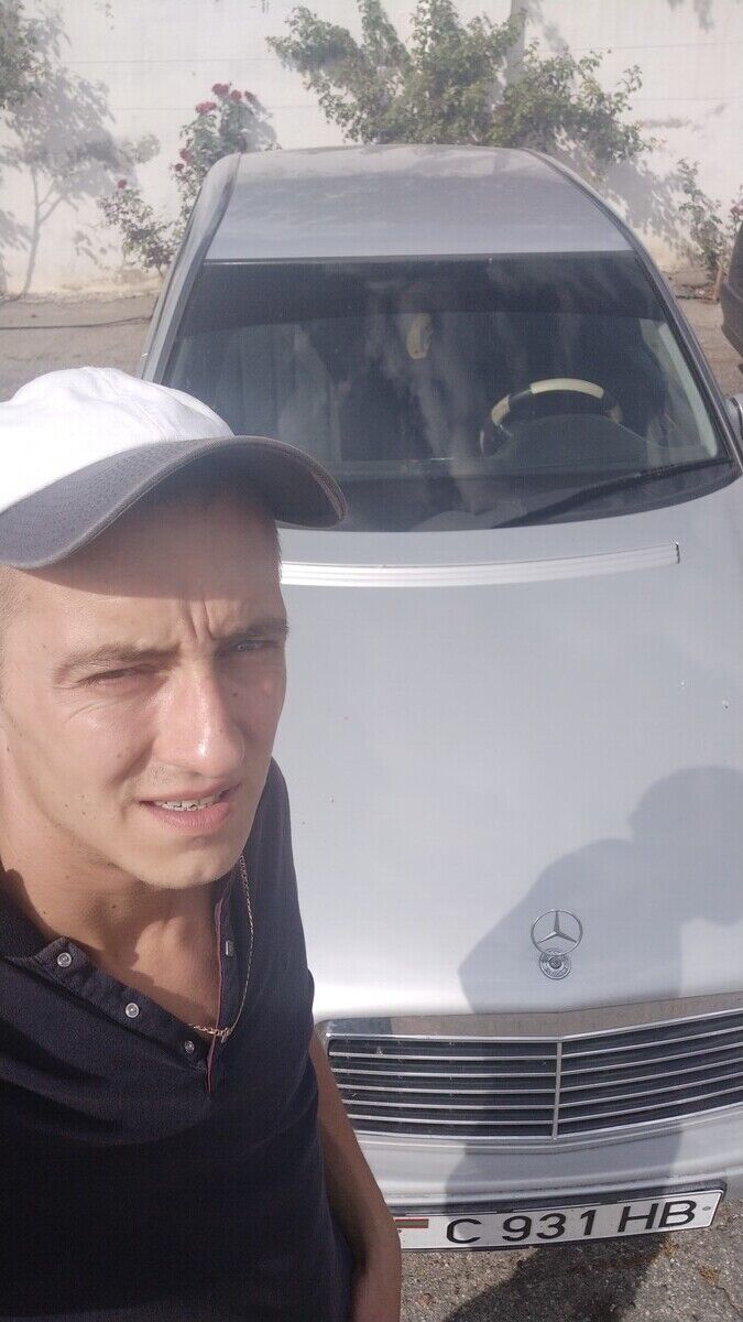  21945753  , 32 ,    