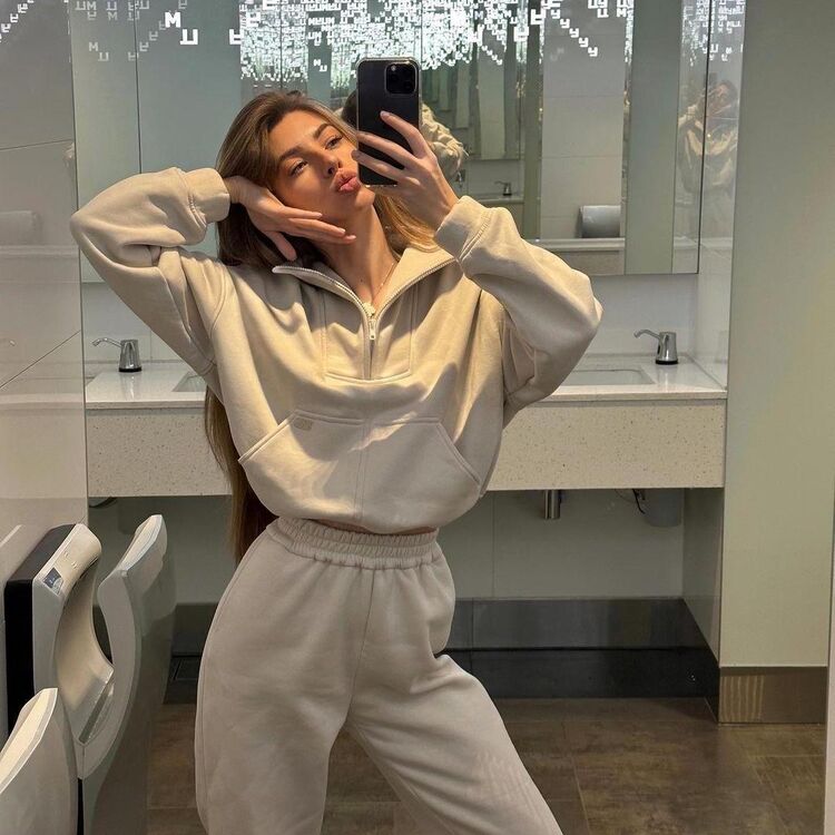  -,   , 22 ,   ,   