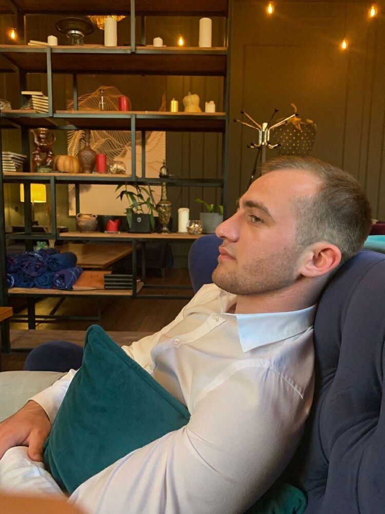 ���� 27106843 ����� Artur, 25 ���, ���� ���������� � ����������