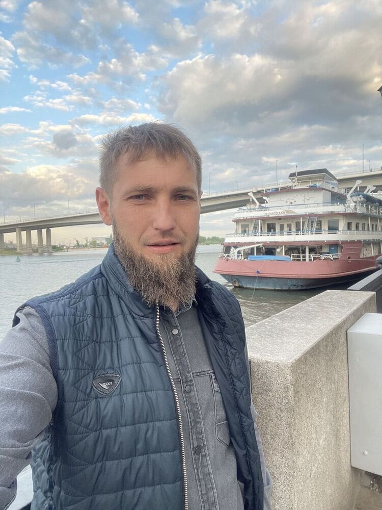  33208633  , 38 ,    --