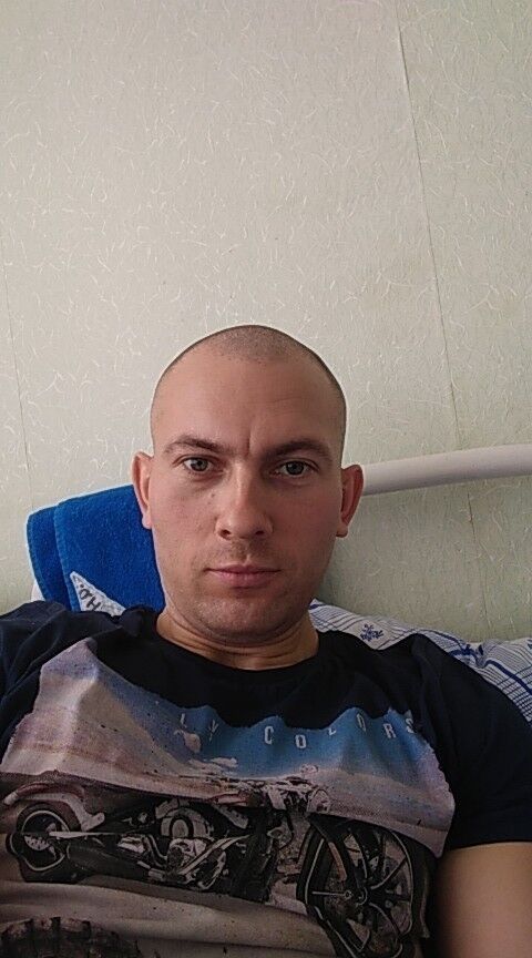  15156013  , 37 ,    