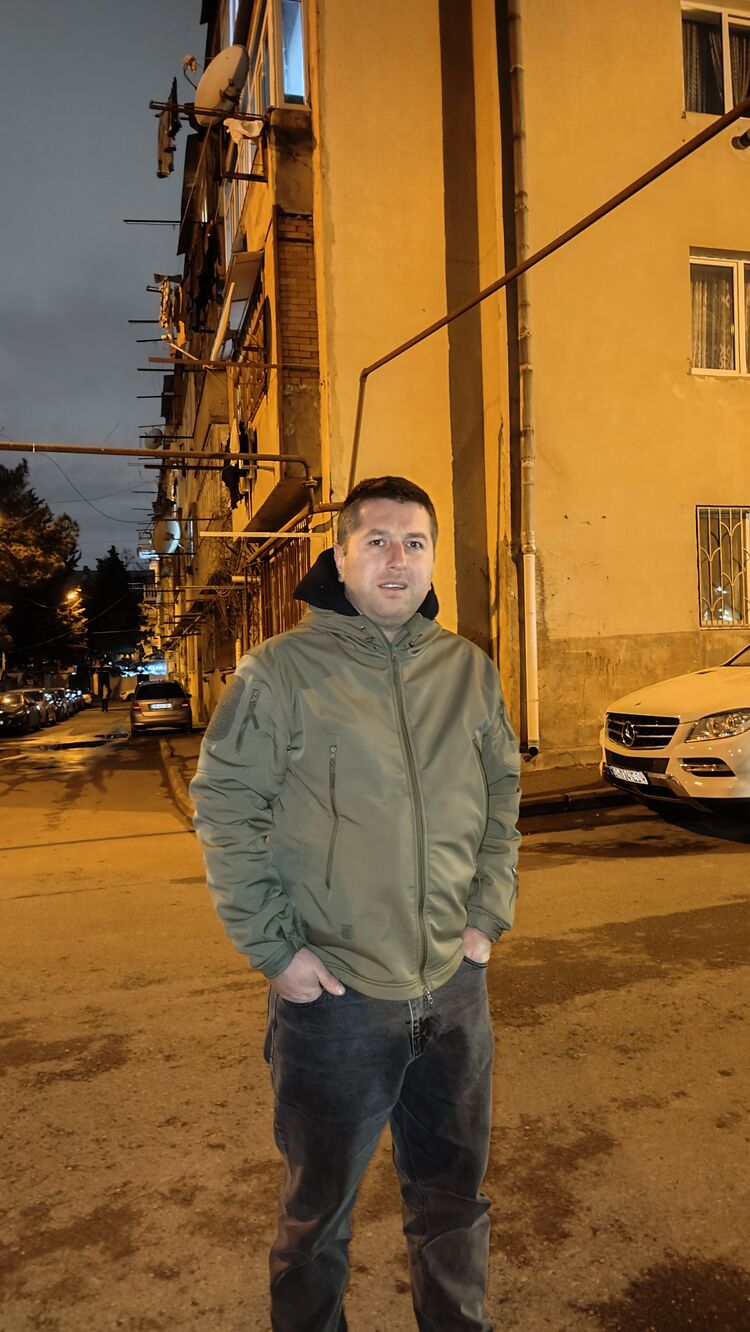  52716533  Giorgi, 35 ,    