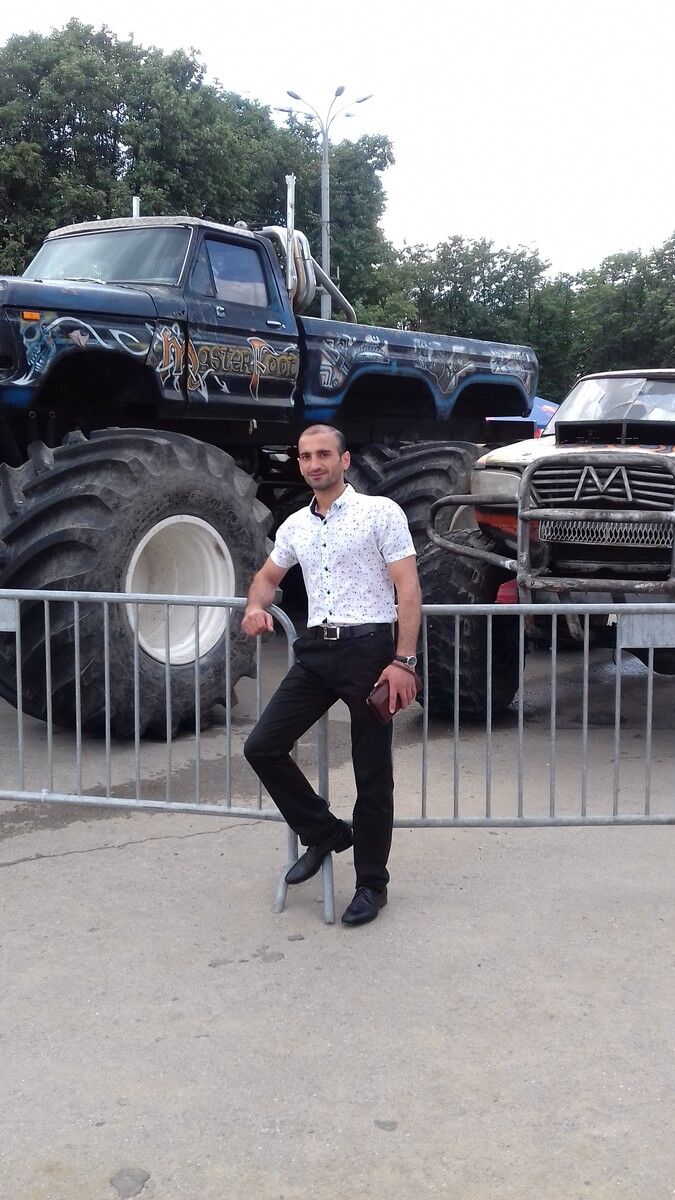  18617323  Nicol, 39 ,    