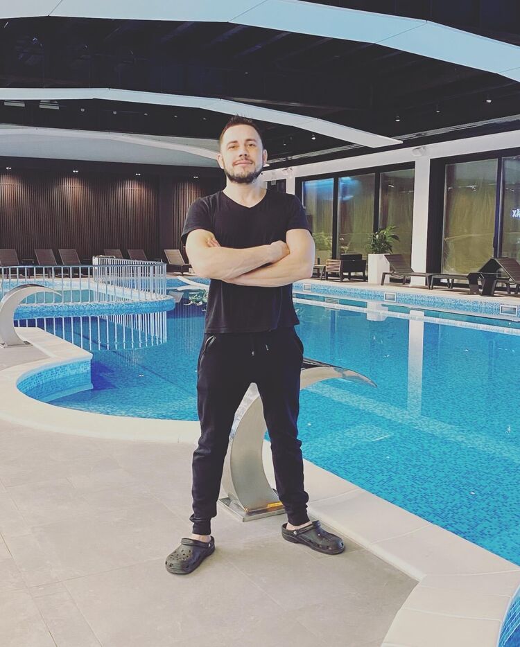 ���� 25898543 ������� ����, 33 ����, ���� ���������� � �����