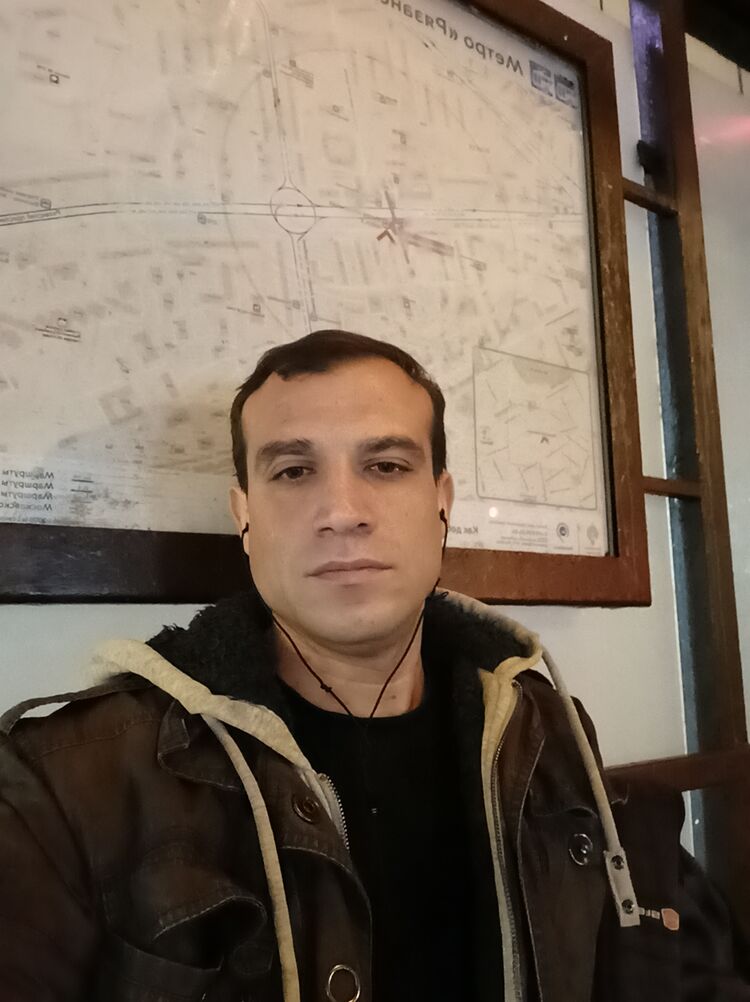  31067943  Nikolay, 39 ,    