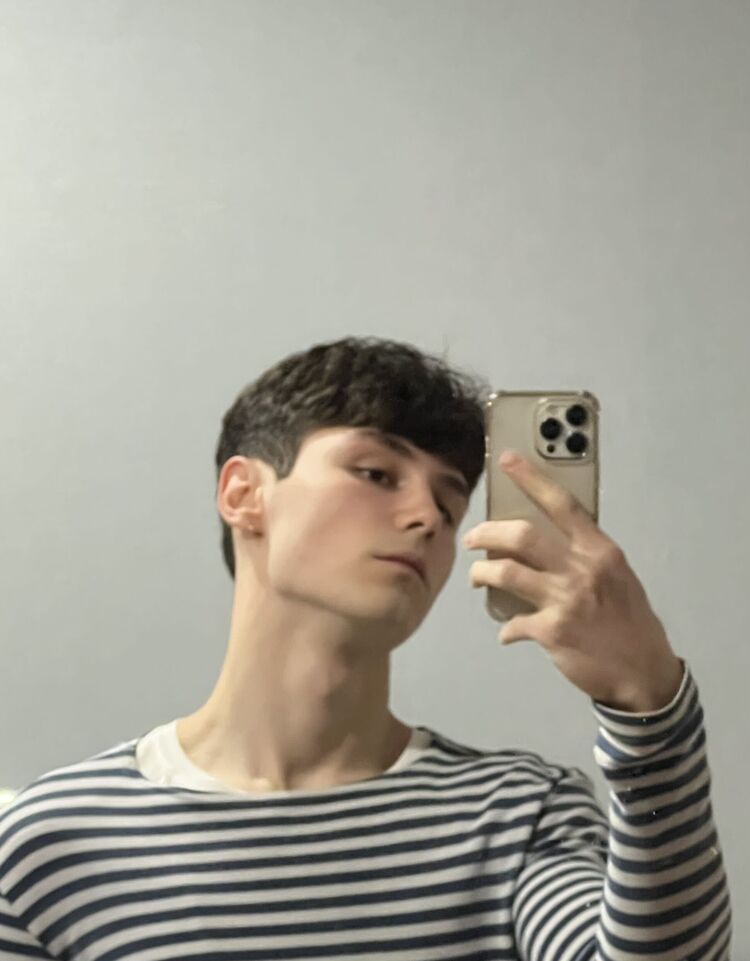  42616773  , 21 ,    -