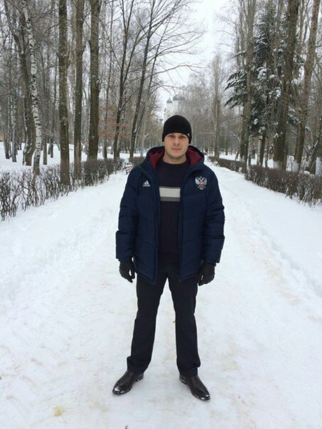 9236033  Vitalik, 39 ,    