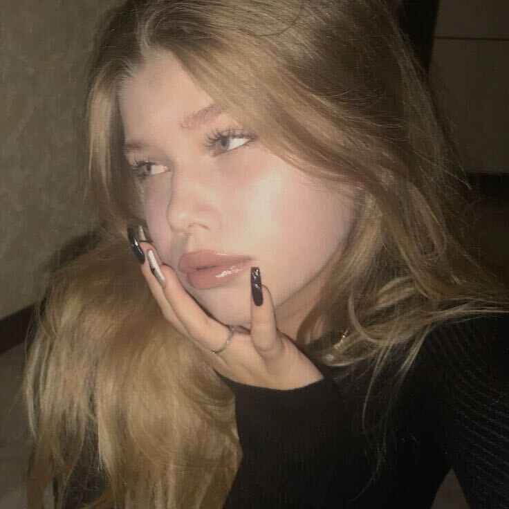  44737583  , 24 ,    