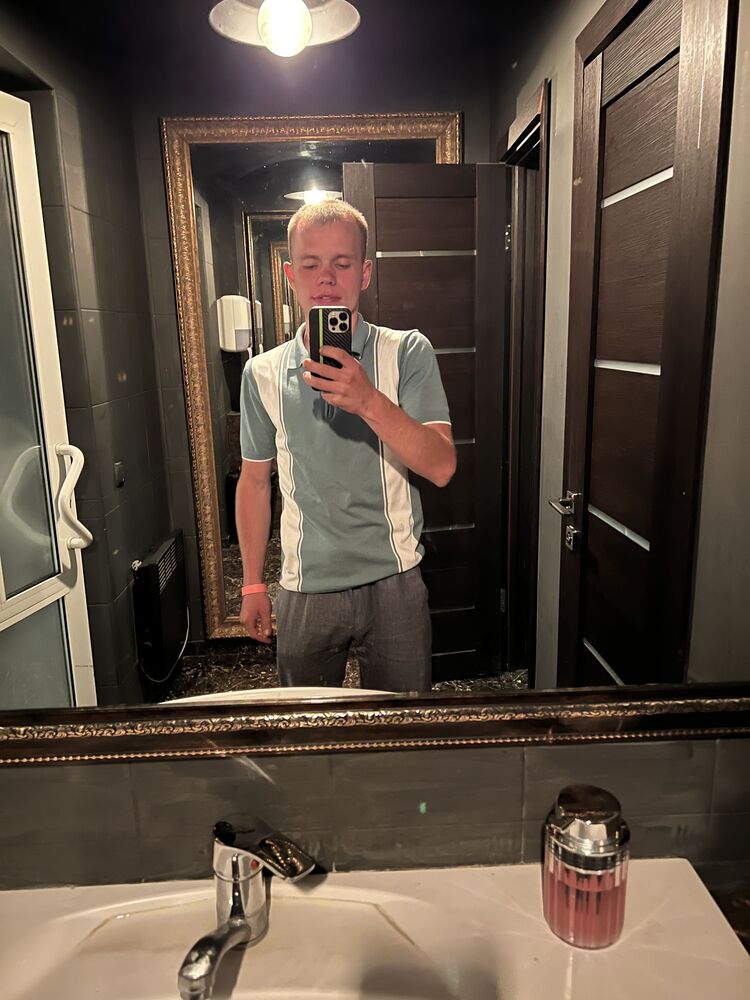  52820343  , 23 ,    