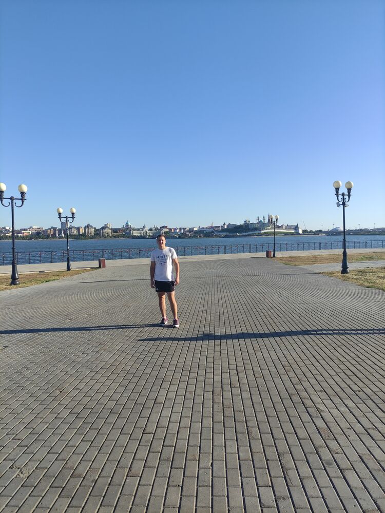  28629273  , 24 ,    New York City