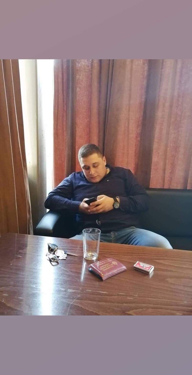  32364163  Dima, 28 ,    