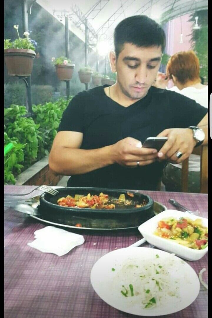  ,   Akmal, 37 ,   ,   , c 