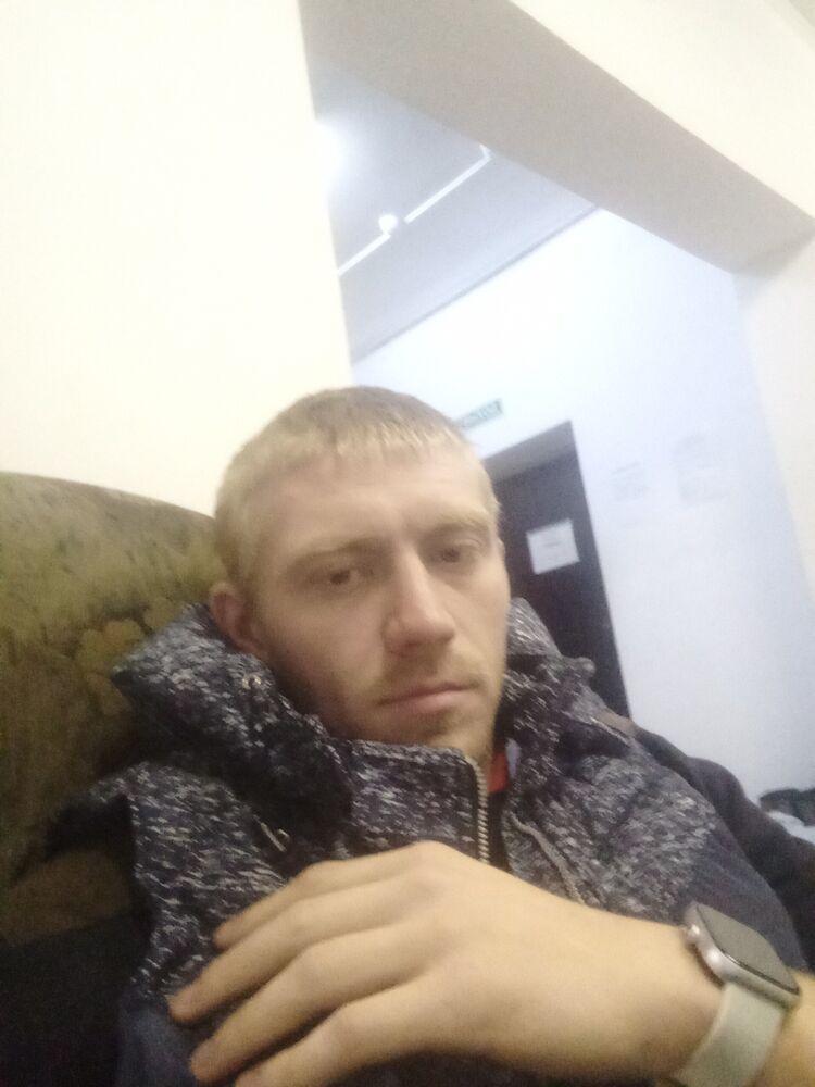  39761823  , 28 ,    