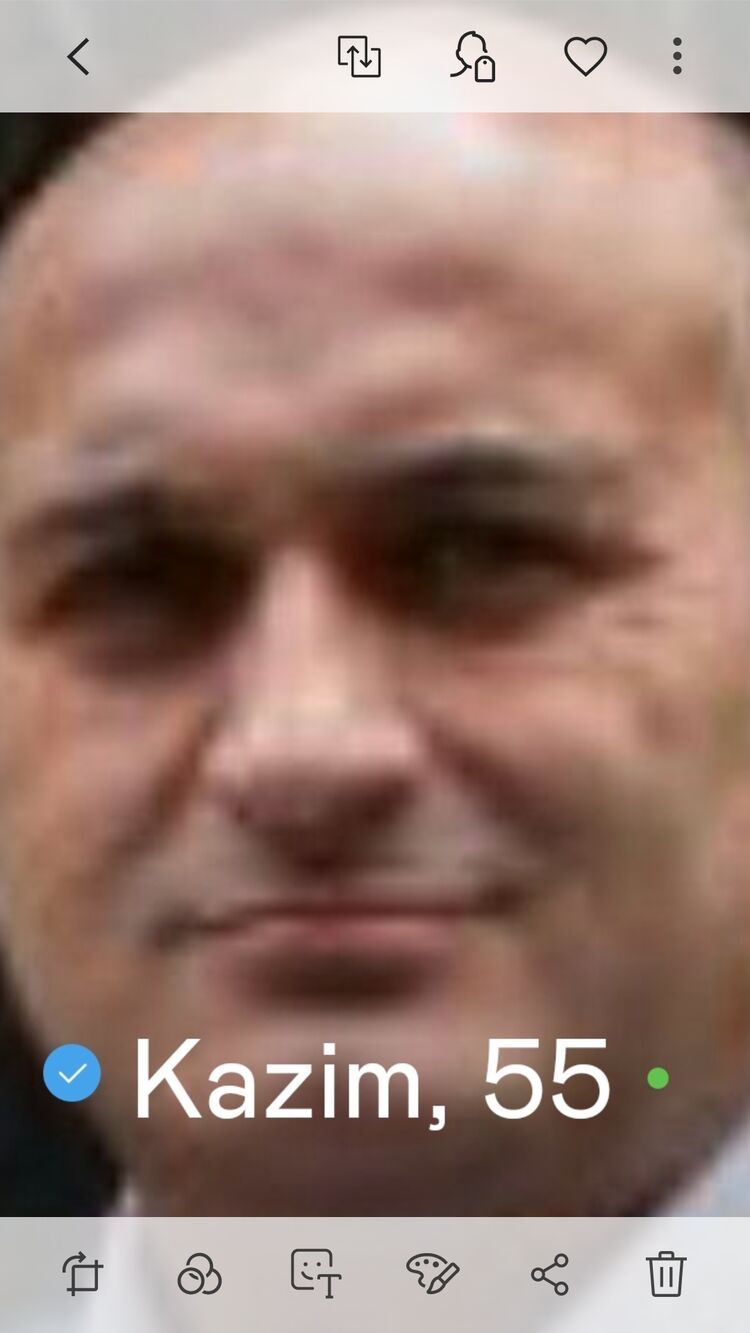  22836453  , 61 ,    