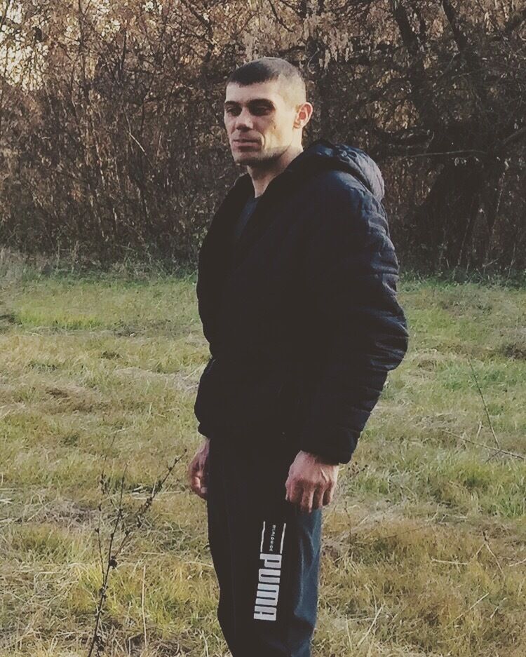  27160803  Jeka, 36 ,    