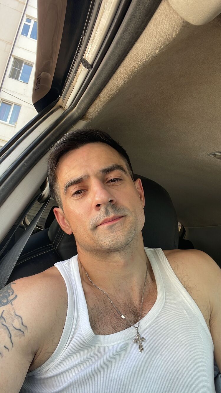  42210053  Dmitry, 34 ,    