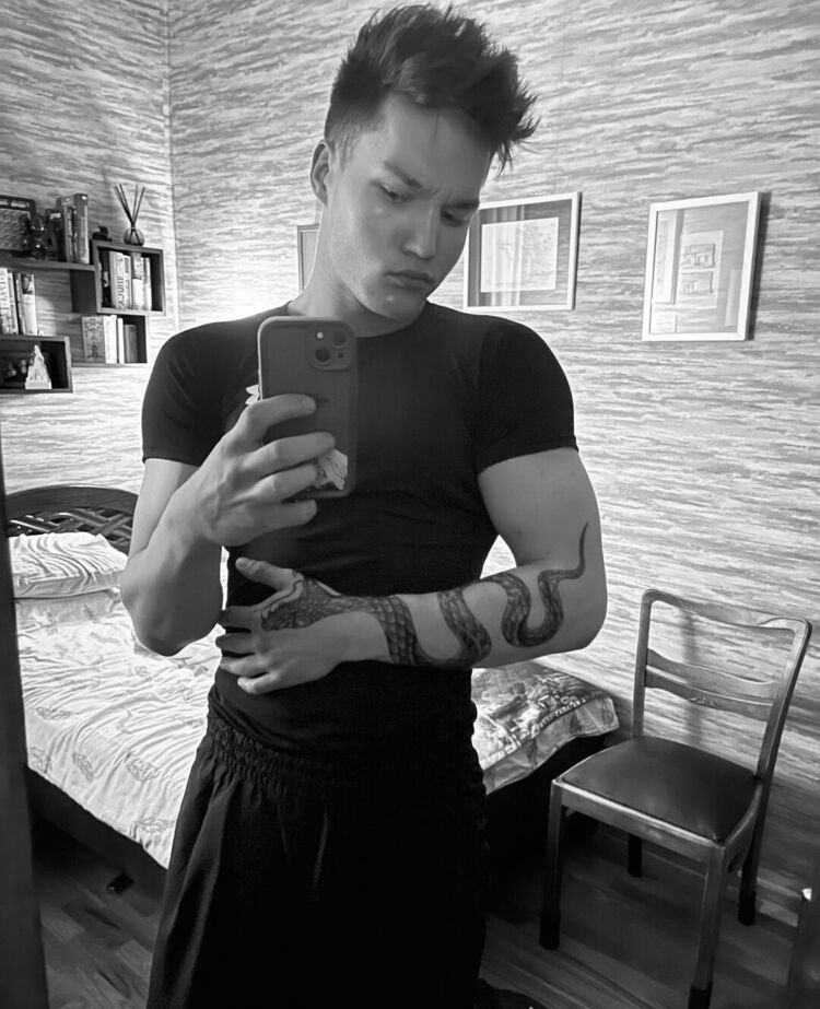  53868643  , 22 ,    -