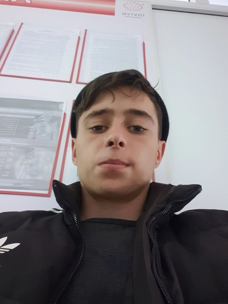  34573683  , 24 ,    