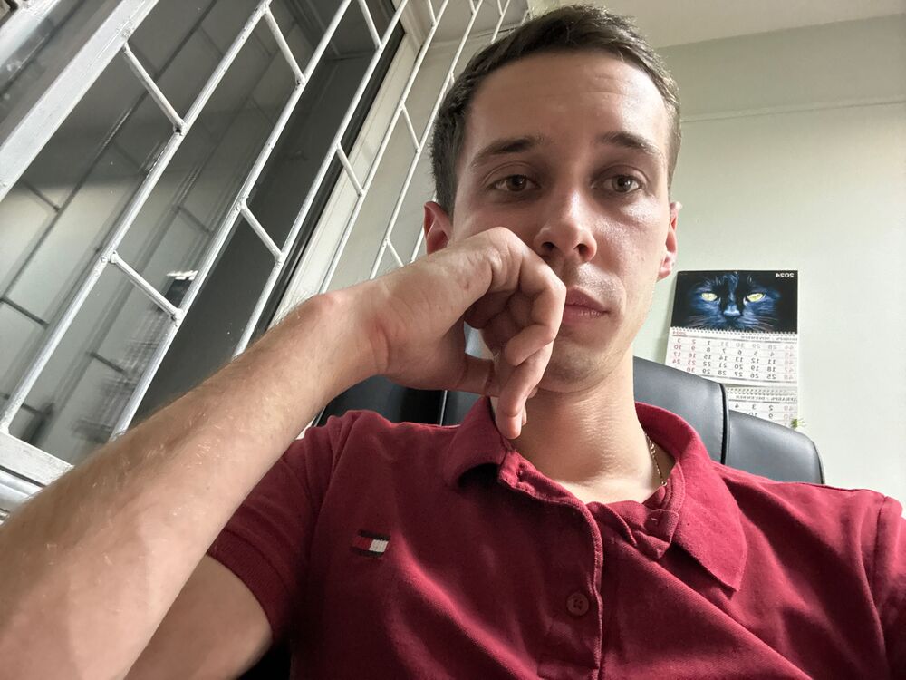  48759333  , 26 ,    