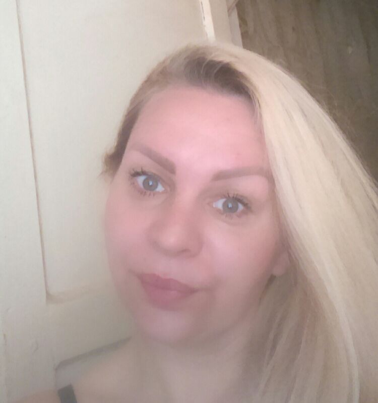  31688243  , 44 ,    -