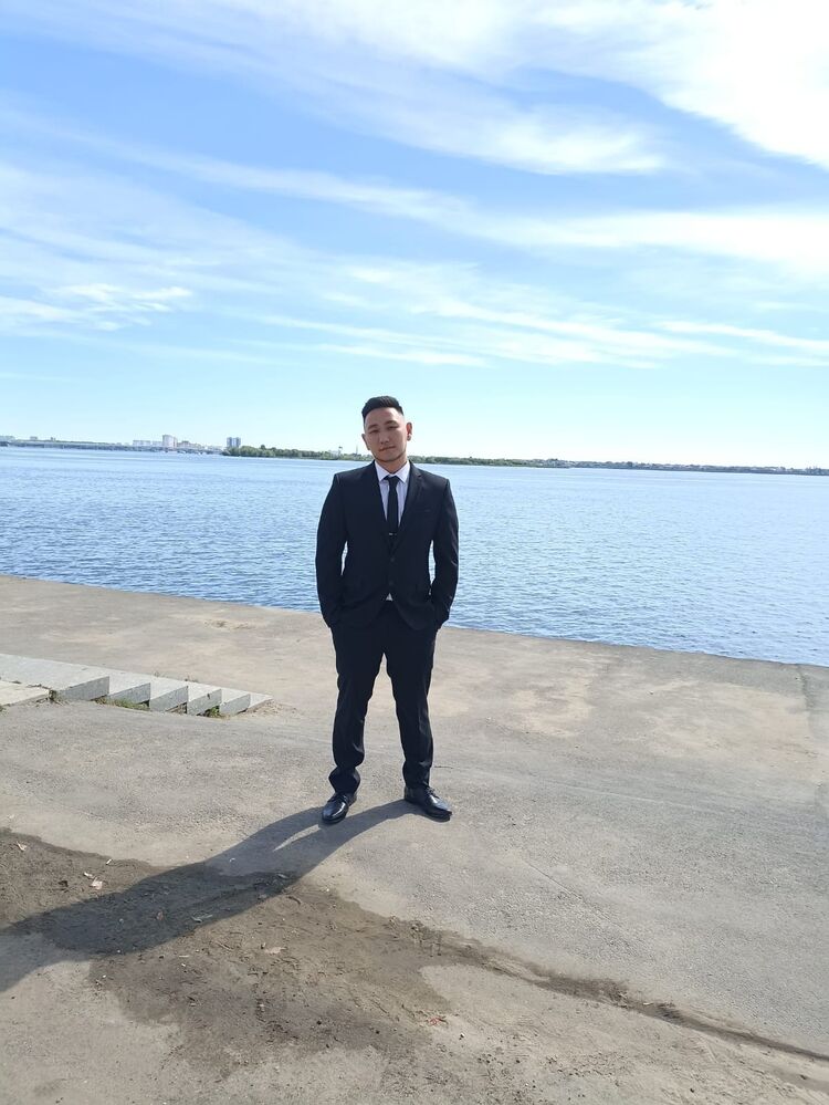  ,   IGOR KHEGAY, 31 ,   c , 