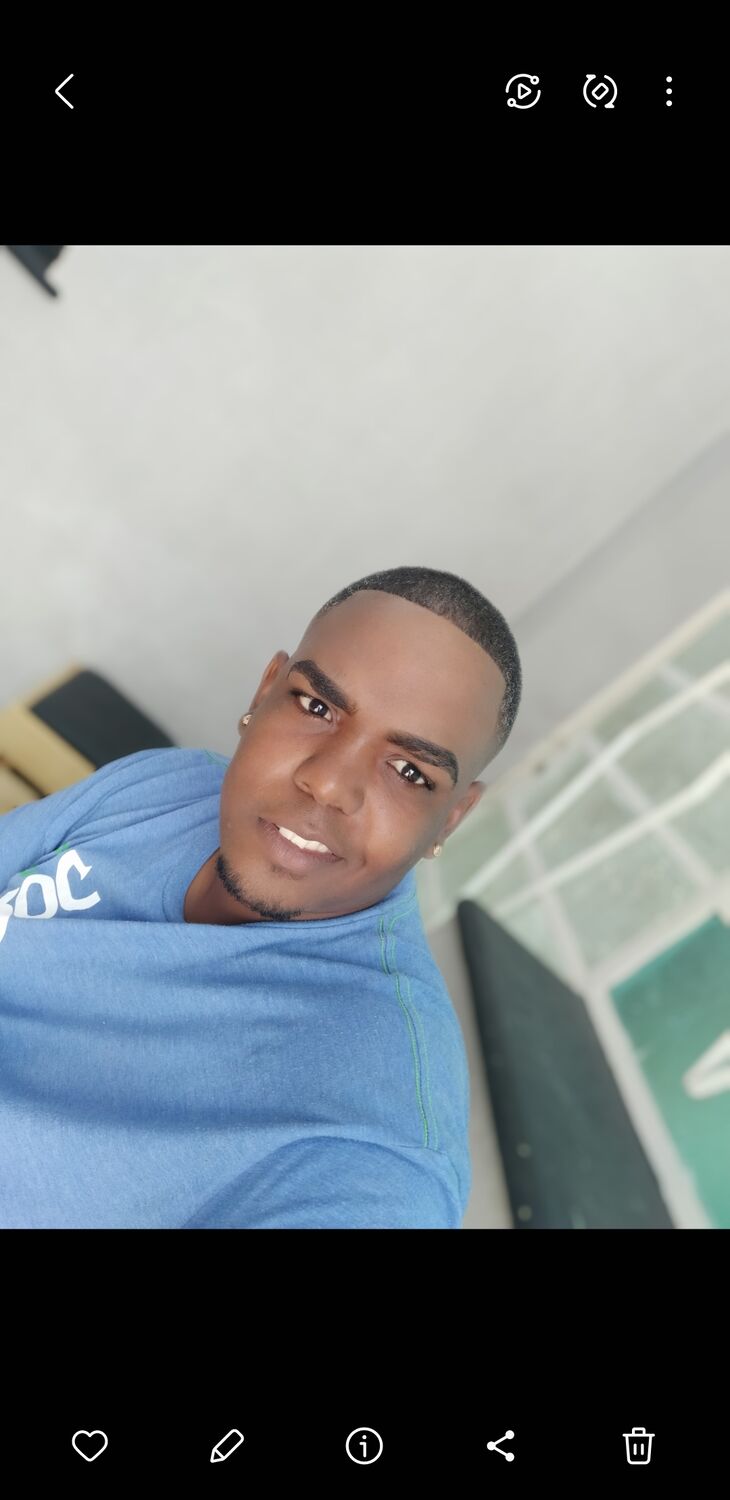  ,   Edu, 33 ,   ,   