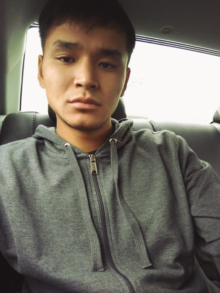  18966993  Akilbek, 27 ,    