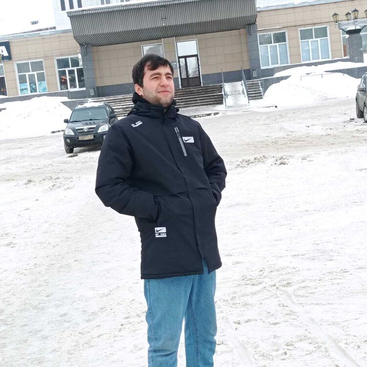  33170283  Farik, 27 ,    